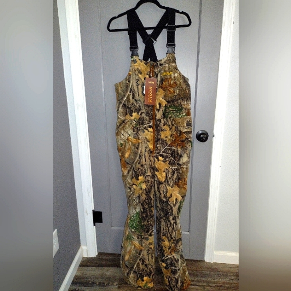 Lincoln Outfitters Men's Camouflage Insulated Bibs Medium